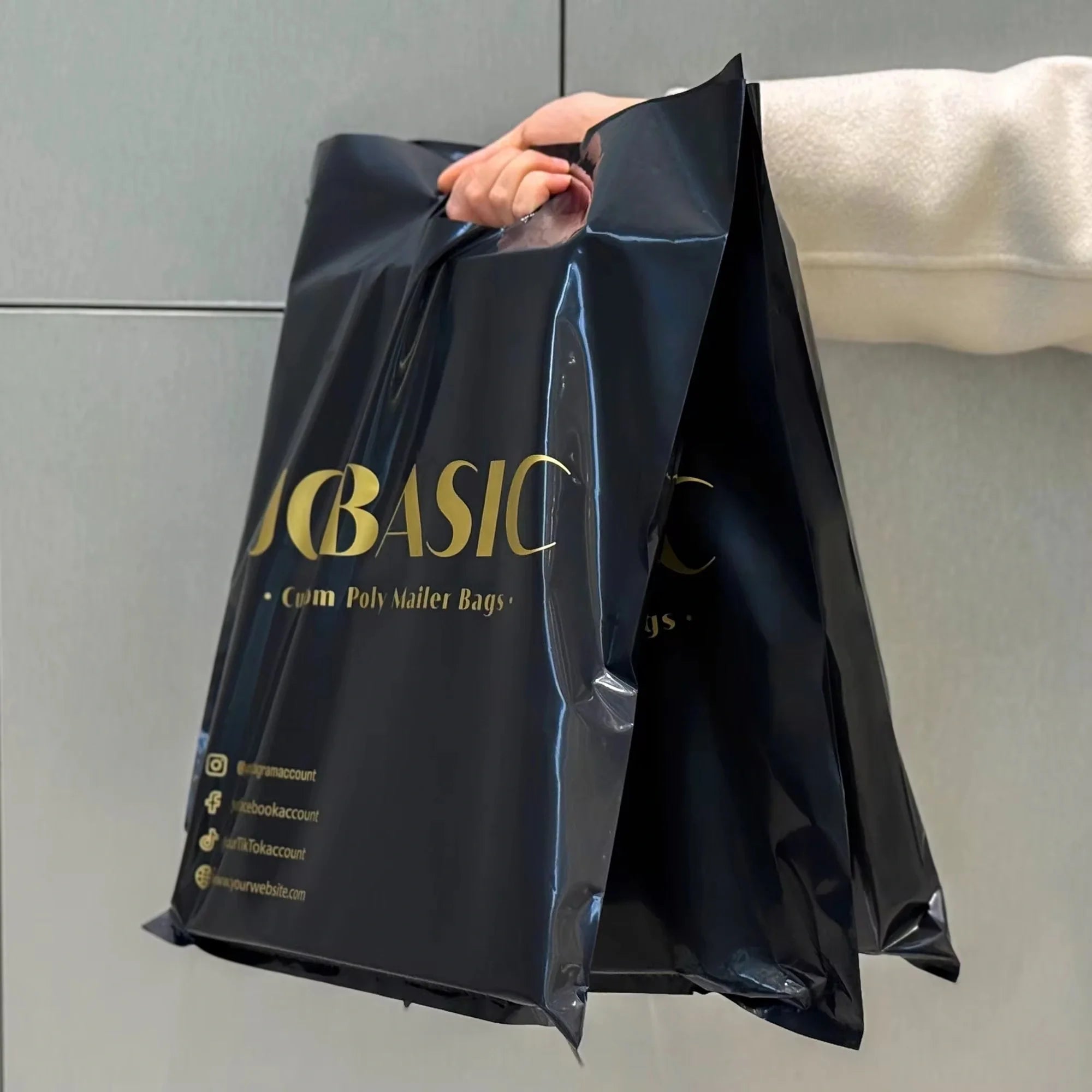 Die Cut Handle Bags