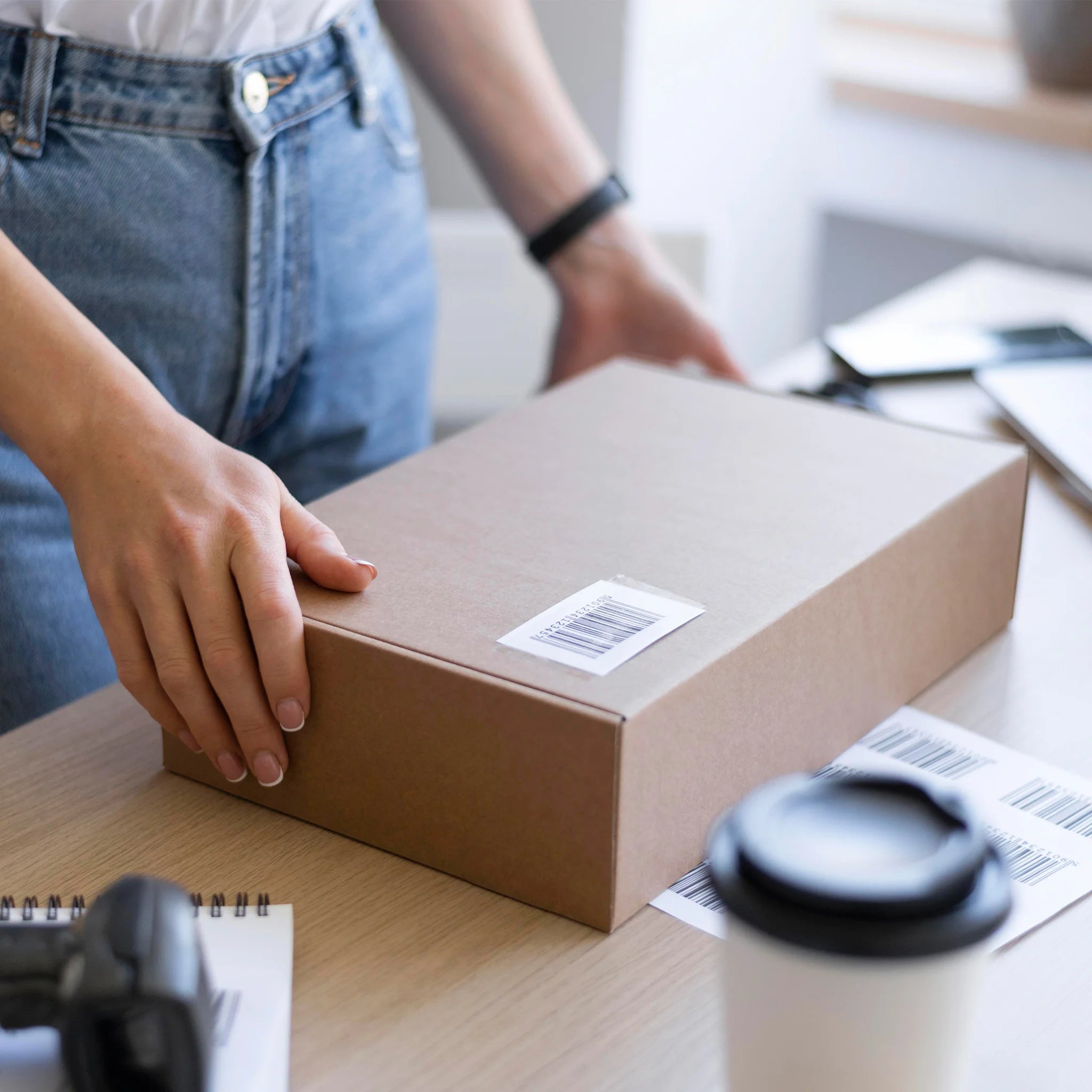 Caja de correo Kraft estándar